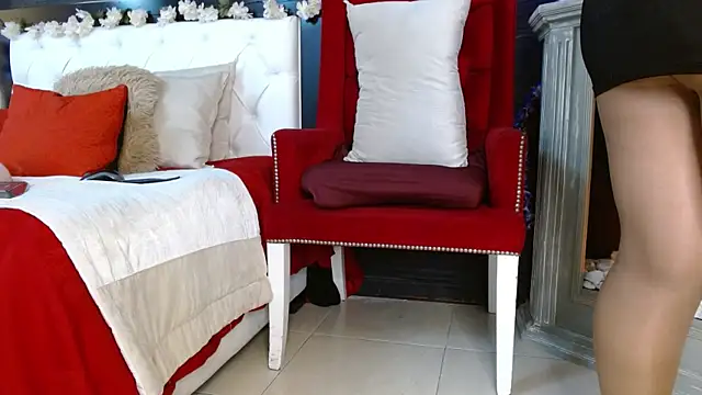 Janna Rousse  online show from 13, 3, 2025