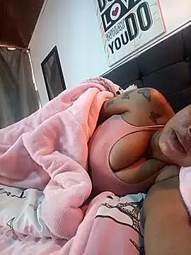 Dominik girl online show from 4, 5, 2026