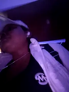 Dominik girl online show from 15, 4, 2026