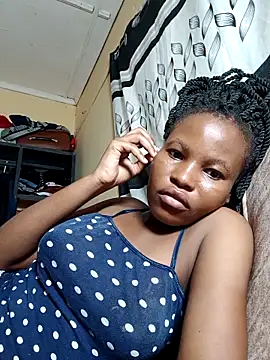 petite babe online show from 31, 3, 2026