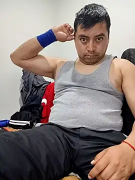 Snapshot of Potro23hotzen chatting on 16, 3, 2025 Potro23hotzen online show from 16, 3, 2025