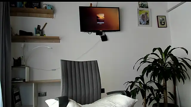 Snapshot of manucute_23_ chatting on 17, 2, 2026 manucute 23 online show from 17, 2, 2026