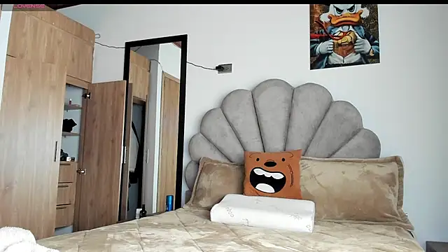 manucute 23  online show from 10, 3, 2026