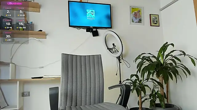 Snapshot of manucute_23_ chatting on 23, 10, 2025 manucute 23 online show from 23, 10, 2025