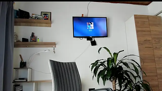 manucute 23  online show from 5, 4, 2026