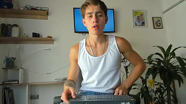 Snapshot of manucute_23_ chatting on 5, 2, 2026 manucute 23 online show from 5, 2, 2026