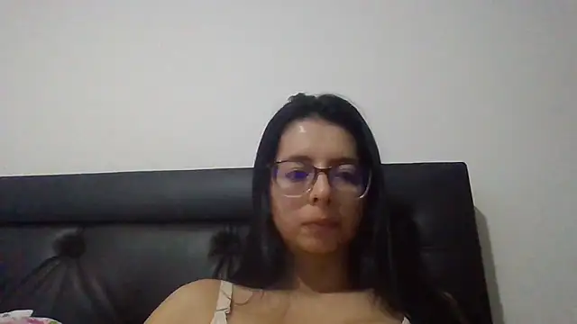 IsabellaJames online show from 26, 2, 2025