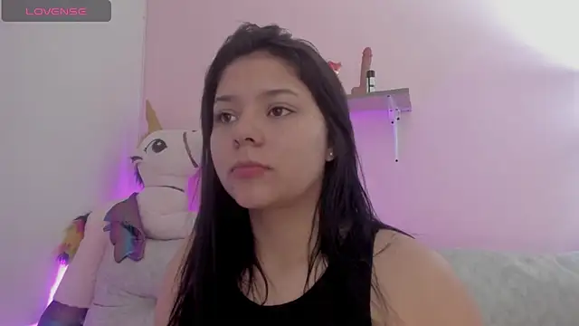 Oriana Guzman online show from 11, 5, 2026