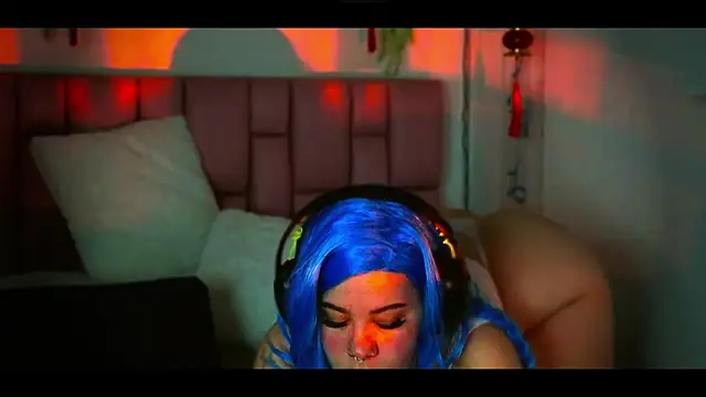 albaismynameX online show from 17, 10, 2025