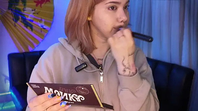 albaismynameX online show from 19, 9, 2025