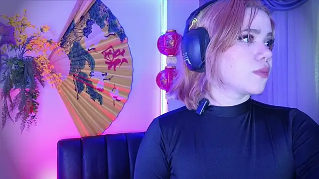 albaismynameX online show from 9, 9, 2025