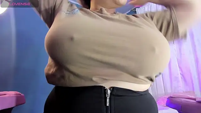 Snapshot of Ashanty_vera15 chatting on 16, 2, 2026 Ashanty vera15 online show from 16, 2, 2026