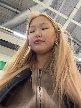 Aiko Yumi online show from 10, 4, 2026