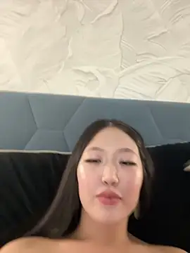 Aiko Yumi online show from 5, 3, 2025