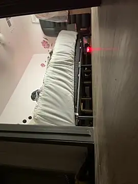 Snapshot of SexyB214 chatting on 8, 10, 2025 SexyB214 online show from 8, 10, 2025