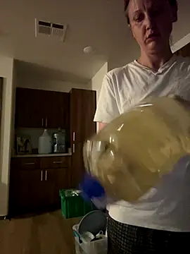 Snapshot of SexyB214 chatting on 21, 9, 2025 SexyB214 online show from 21, 9, 2025