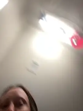 Snapshot of SexyB214 chatting on 22, 9, 2025 SexyB214 online show from 22, 9, 2025