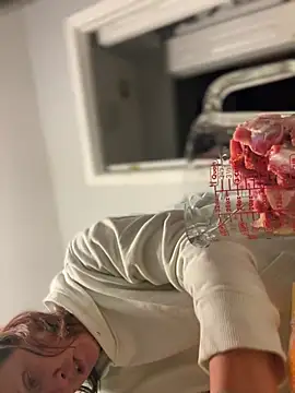 Snapshot of SexyB214 chatting on 7, 3, 2025 SexyB214 online show from 7, 3, 2025