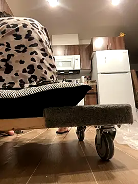 Snapshot of SexyB214 chatting on 30, 10, 2025 SexyB214 online show from 30, 10, 2025