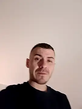 Snapshot of BenDover313OF chatting on 17, 1, 2025 BenDover313OF online show from 17, 1, 2025