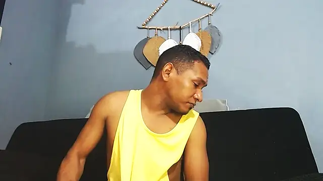 Grandeygruesa1 online show from 13, 1, 2026