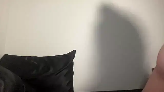 NatalieKneals online show from 9, 5, 2026