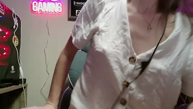 Nerdylilbirdie online show from 9, 1, 2026