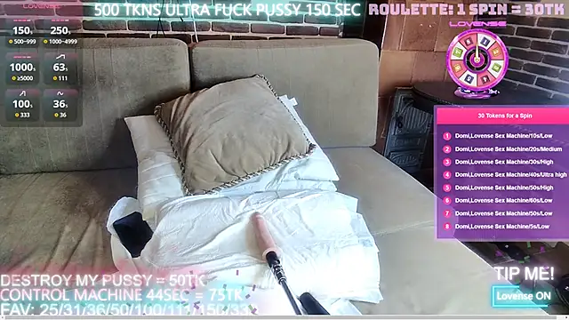 Snapshot of HotBaby666 chatting on 8, 11, 2025 HotBaby666 online show from 8, 11, 2025