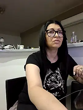 Milf Abigail online show from 18, 9, 2025