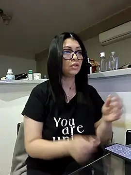 Milf Abigail online show from 8, 10, 2025