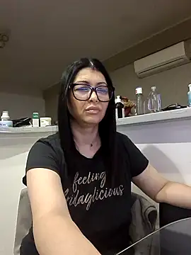 Milf Abigail online show from 9, 10, 2025