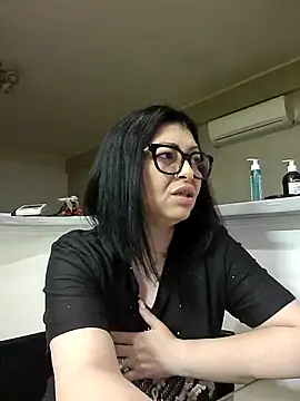 Milf Abigail online show from 28, 3, 2026