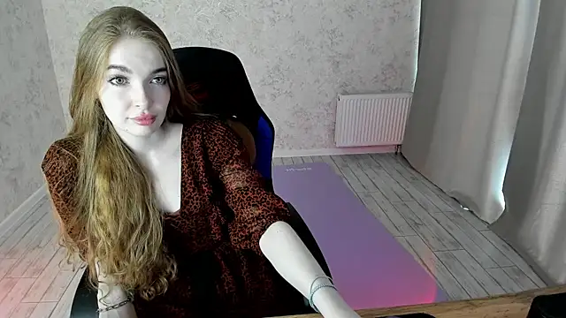 LissaCain online show from 8, 3, 2025