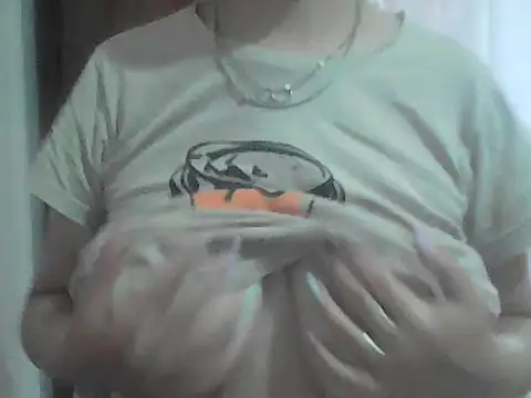 Snapshot of AnaXBerry chatting on 6, 7, 2026 AnaXBerry online show from 6, 7, 2026