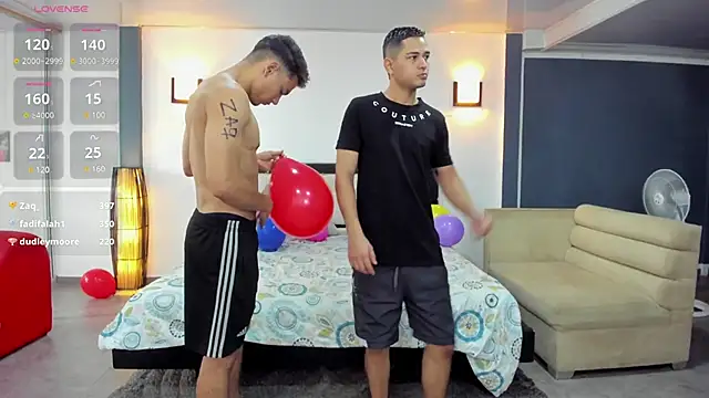 Snapshot of badguyss_bisex chatting on 14, 3, 2025 badguyss bisex online show from 14, 3, 2025