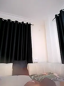 Snapshot of Bella_kiki chatting on 19, 2, 2026 Bella kiki online show from 19, 2, 2026