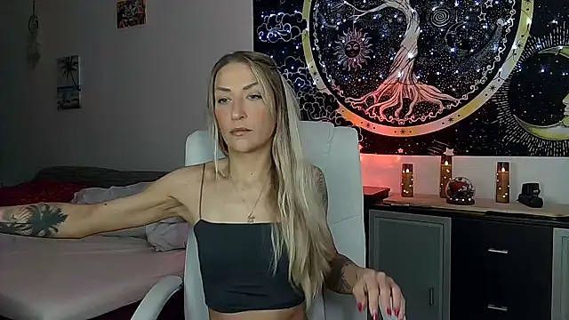 SexxyLiviaa online show from 25, 10, 2025