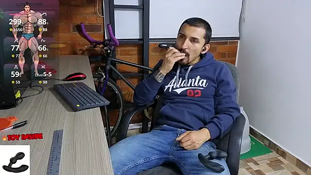 Marck Muscle online show from 5, 10, 2025