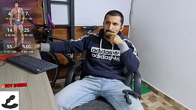 Marck Muscle online show from 3, 10, 2025