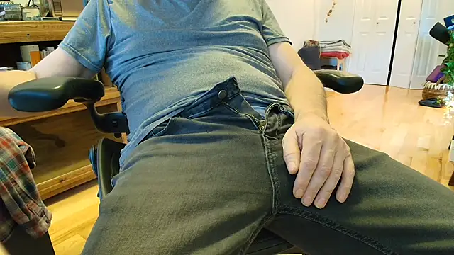 massive cum online show from 6, 3, 2025