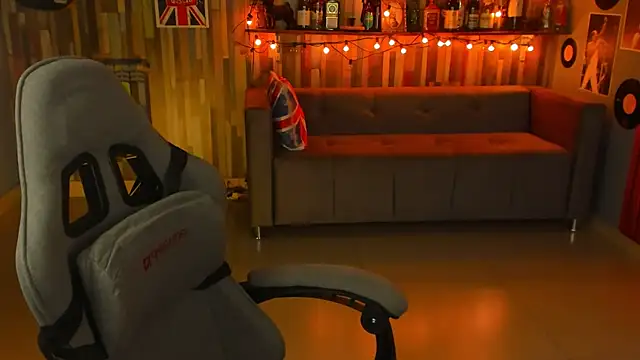 AliceRisinka online show from 1, 3, 2025