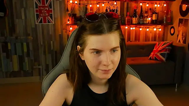 AliceRisinka online show from 7, 3, 2025