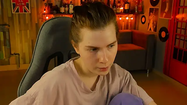 AliceRisinka online show from 15, 3, 2025