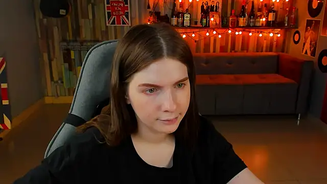 AliceRisinka online show from 2, 3, 2025