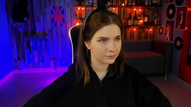 AliceRisinka online show from 6, 2, 2025