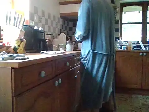 Snapshot of jakjak106 chatting on 2, 10, 2025 jakjak106 online show from 2, 10, 2025