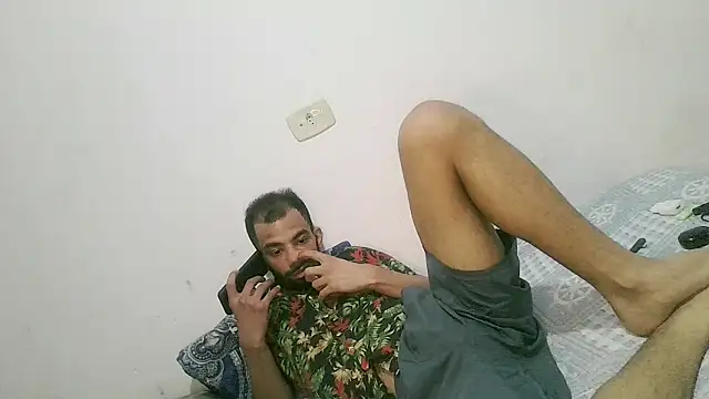 UncutToyBoy23cm online show from 18, 10, 2025