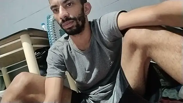 UncutToyBoy23cm online show from 10, 5, 2026