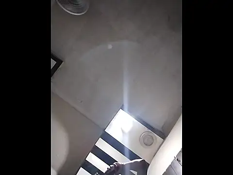 UncutToyBoy23cm online show from 20, 12, 2025