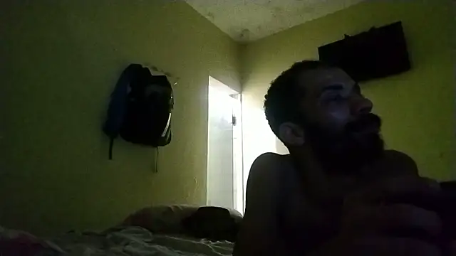 UncutToyBoy23cm online show from 14, 4, 2026